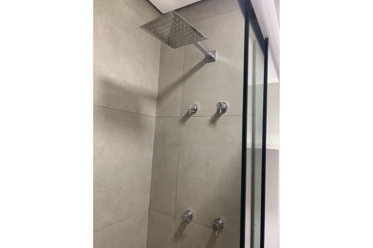 Oasis Urbano: Deslumbrante Com Piscina Na Cobertura By Dabra House- Vn 03 Căn hộ
