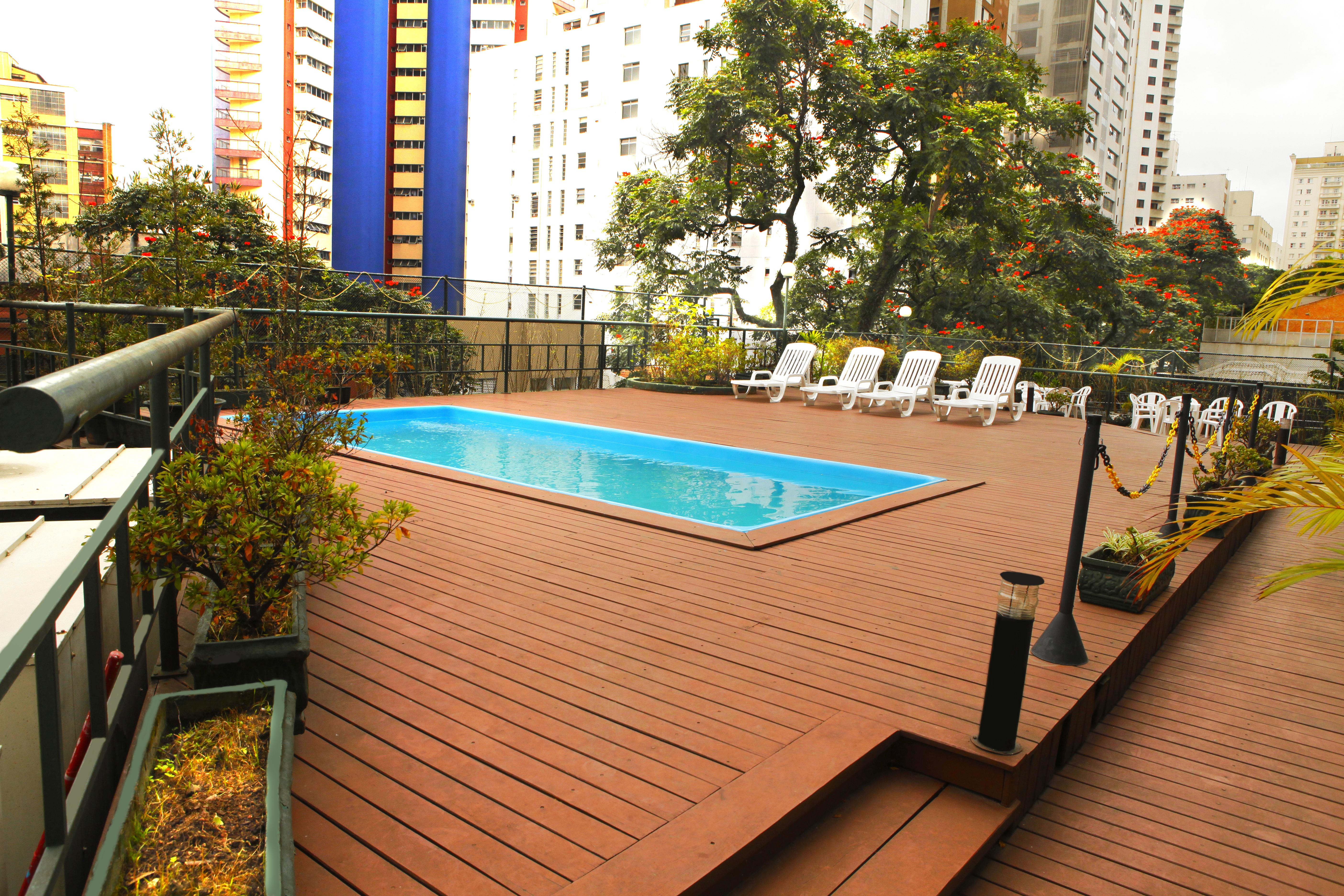 Khách sạn Century Paulista 4*