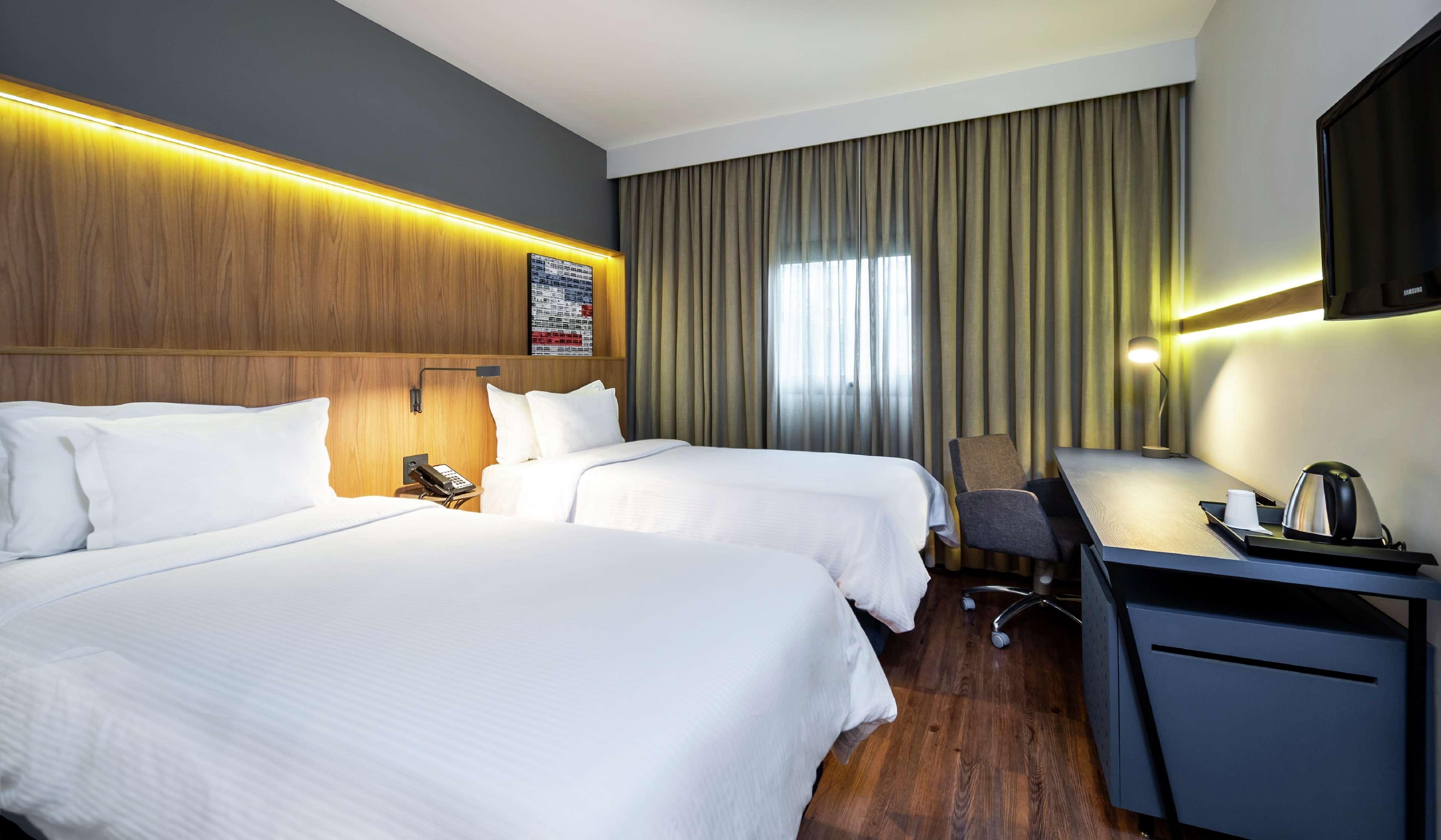 Grand Hyatt Hotel