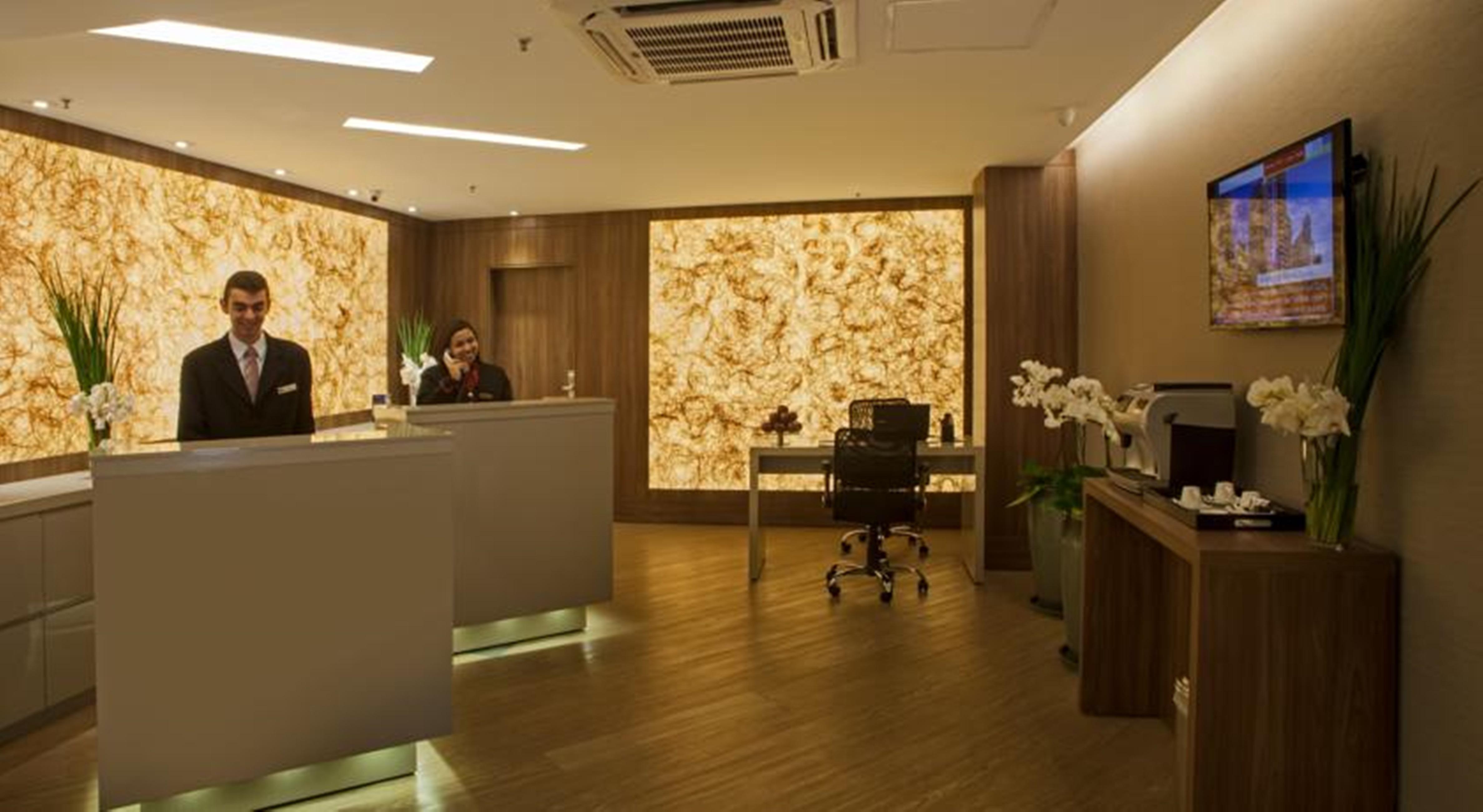 Clarion Faria Lima Hotel