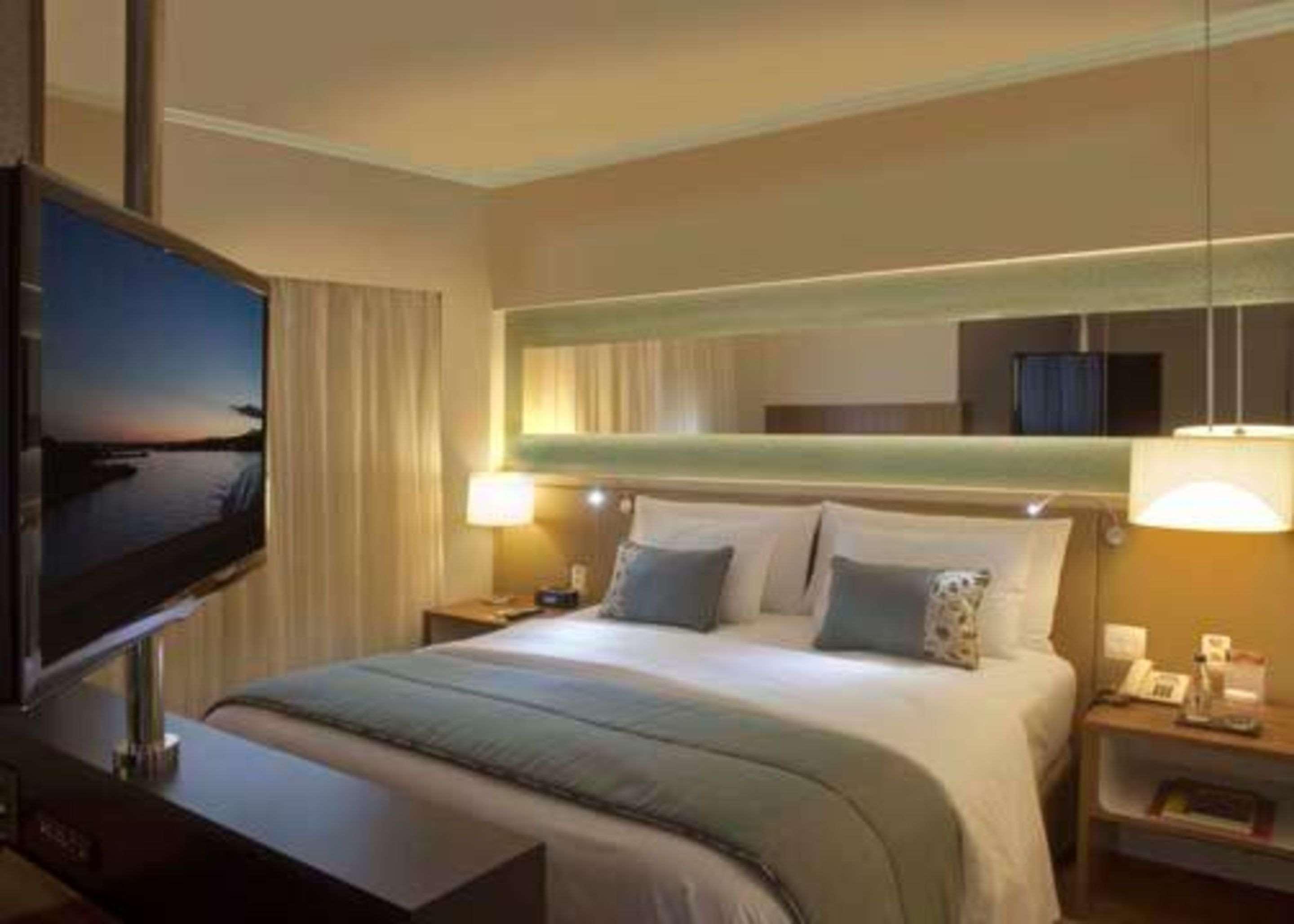 Hotel Clarion Faria Lima 5*