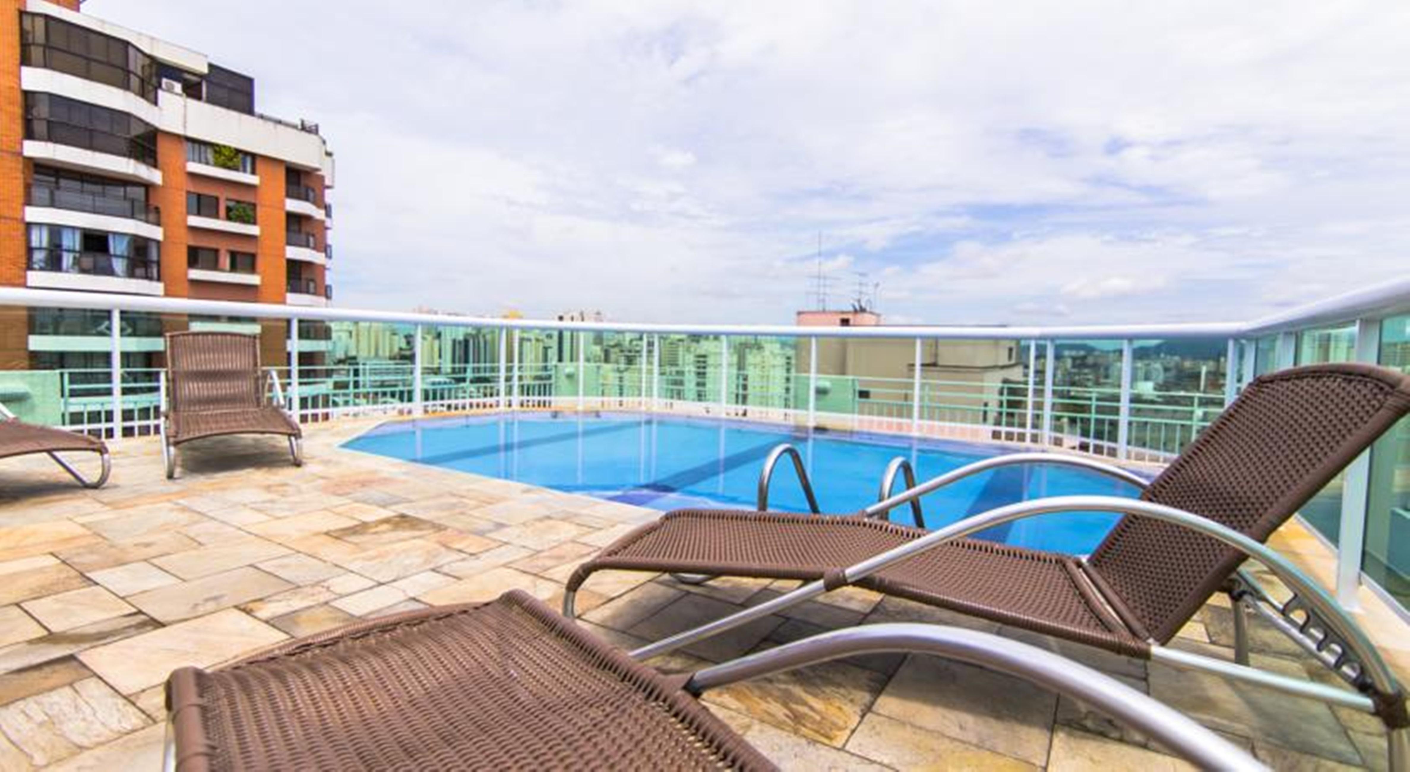 Plaza American Loft Khách sạn 4*