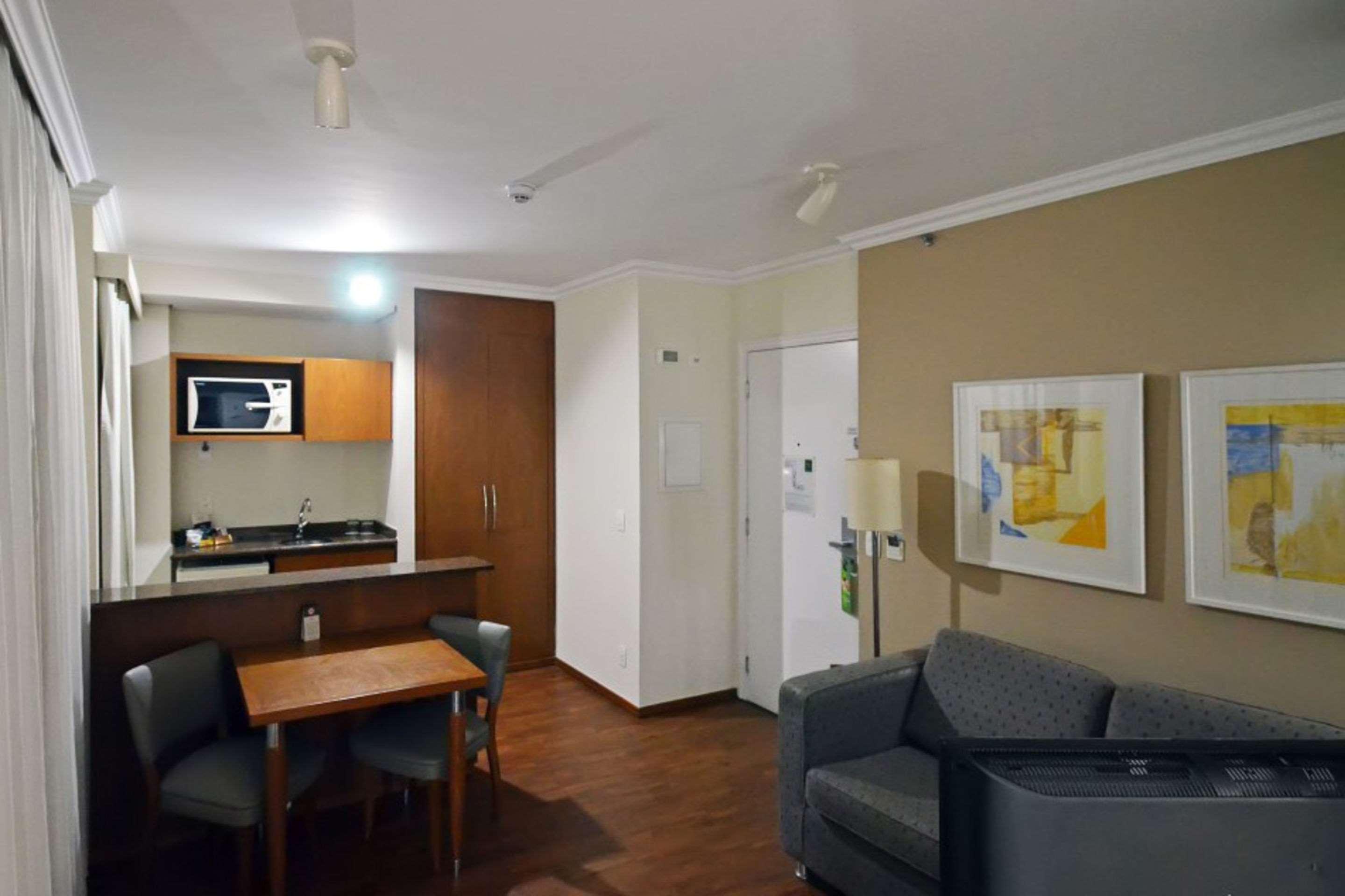 Roomo Bela Cintra Residencial