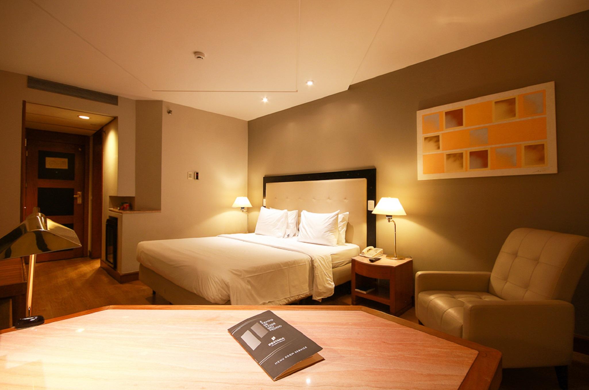 Khách sạn Pestana