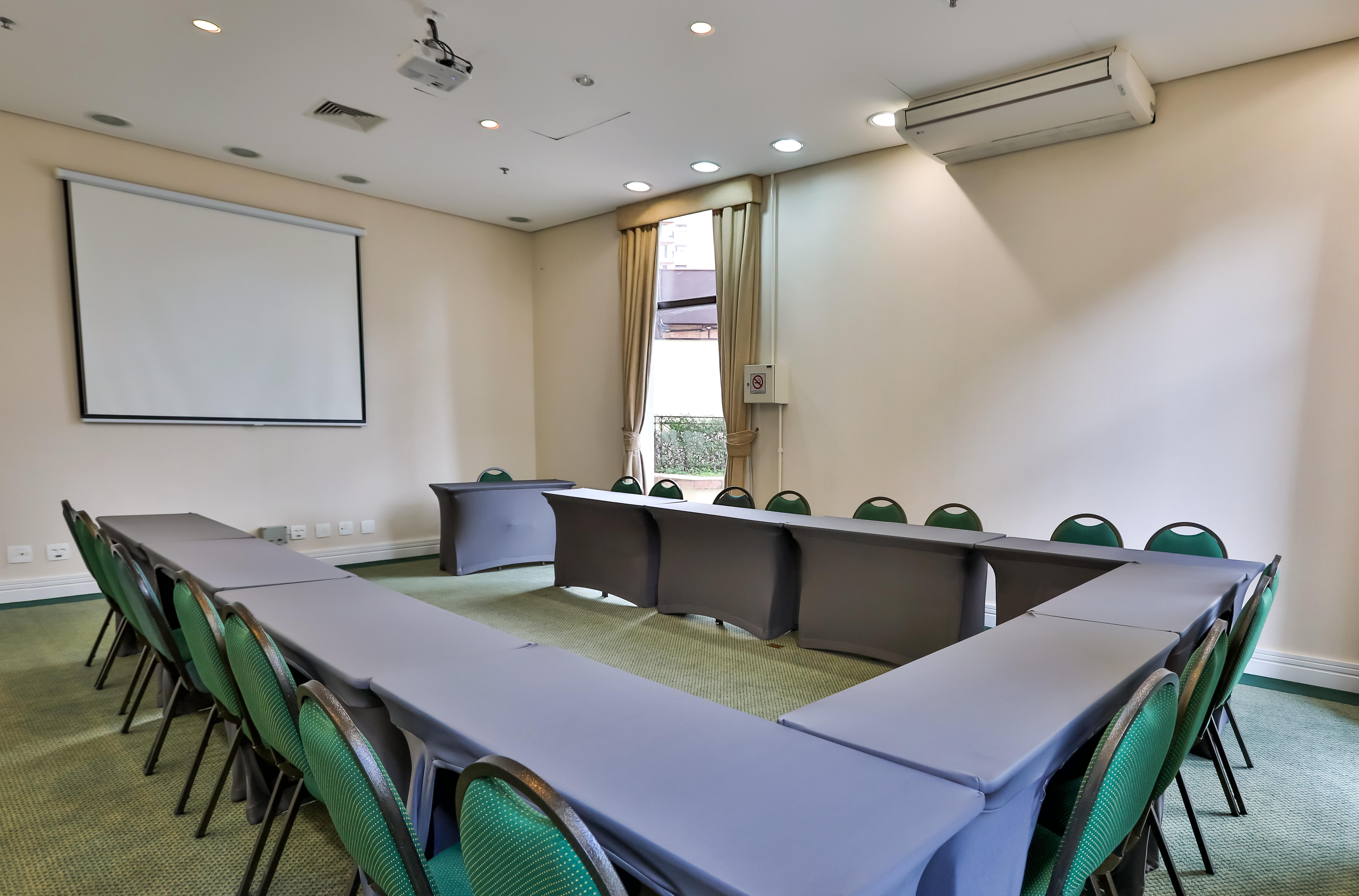 Hotel Quality Vila Olimpia