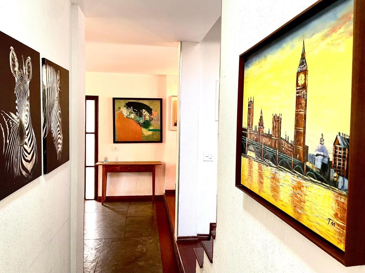 A Casa Que Hospeda Privatunterkunft