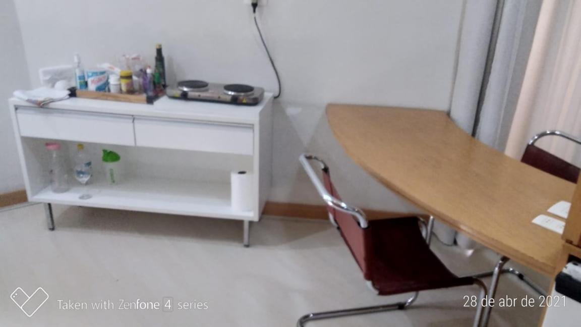 Flat Com Sacada - Regiao Ibirapuera Proximo Varios Hospitais E Unifesp *