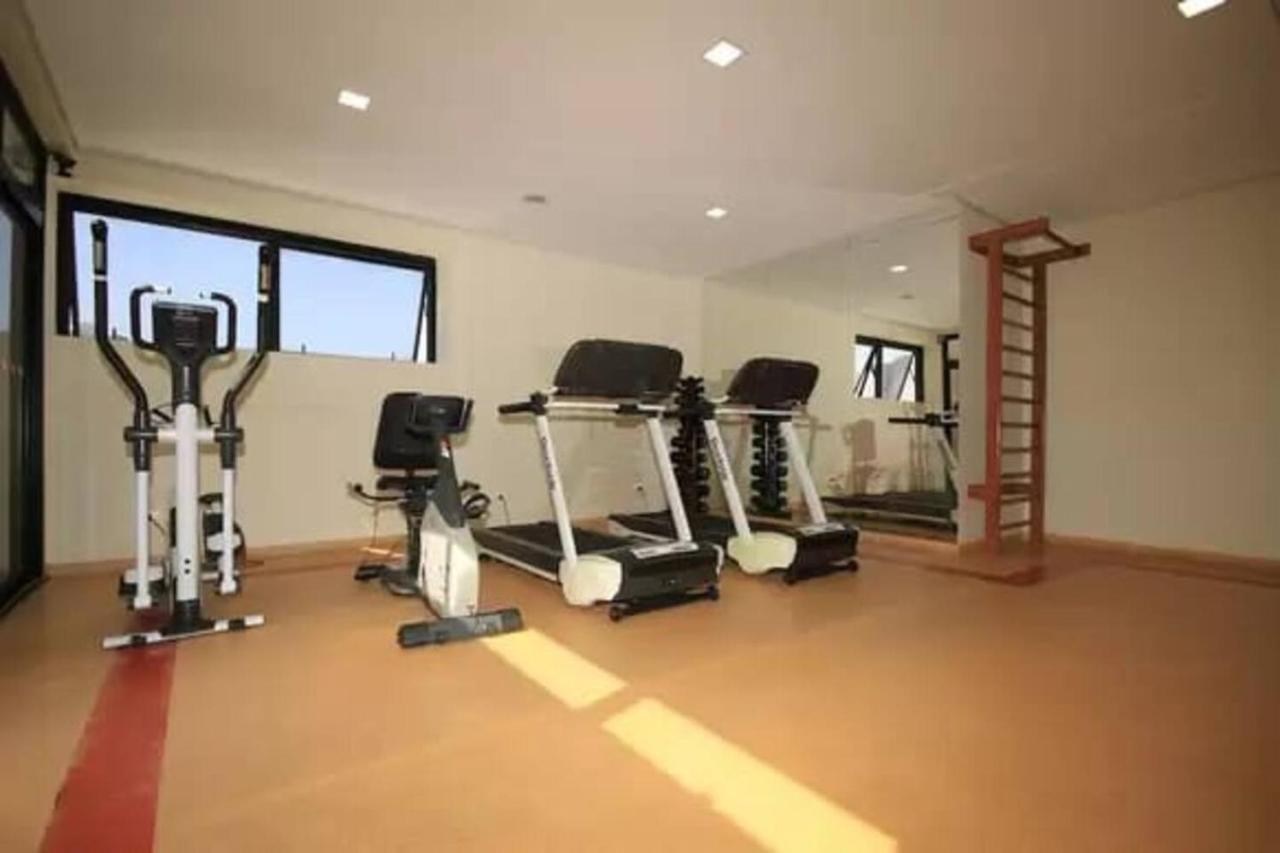 Flat Com Sacada - Regiao Ibirapuera Proximo Varios Hospitais E Unifesp * Sao Paulo