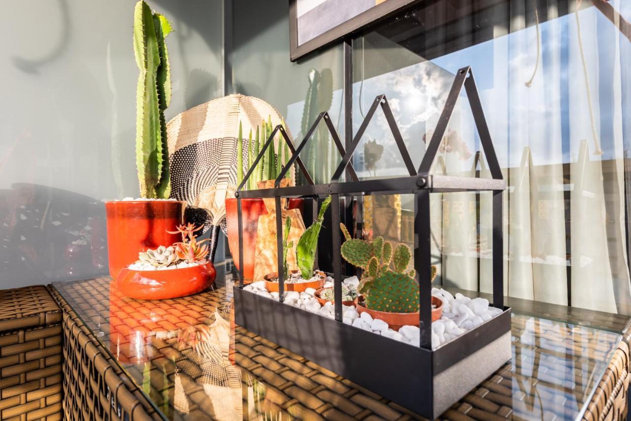 Edificio Setin Republica Downtown: Charming With Pool & Gym *