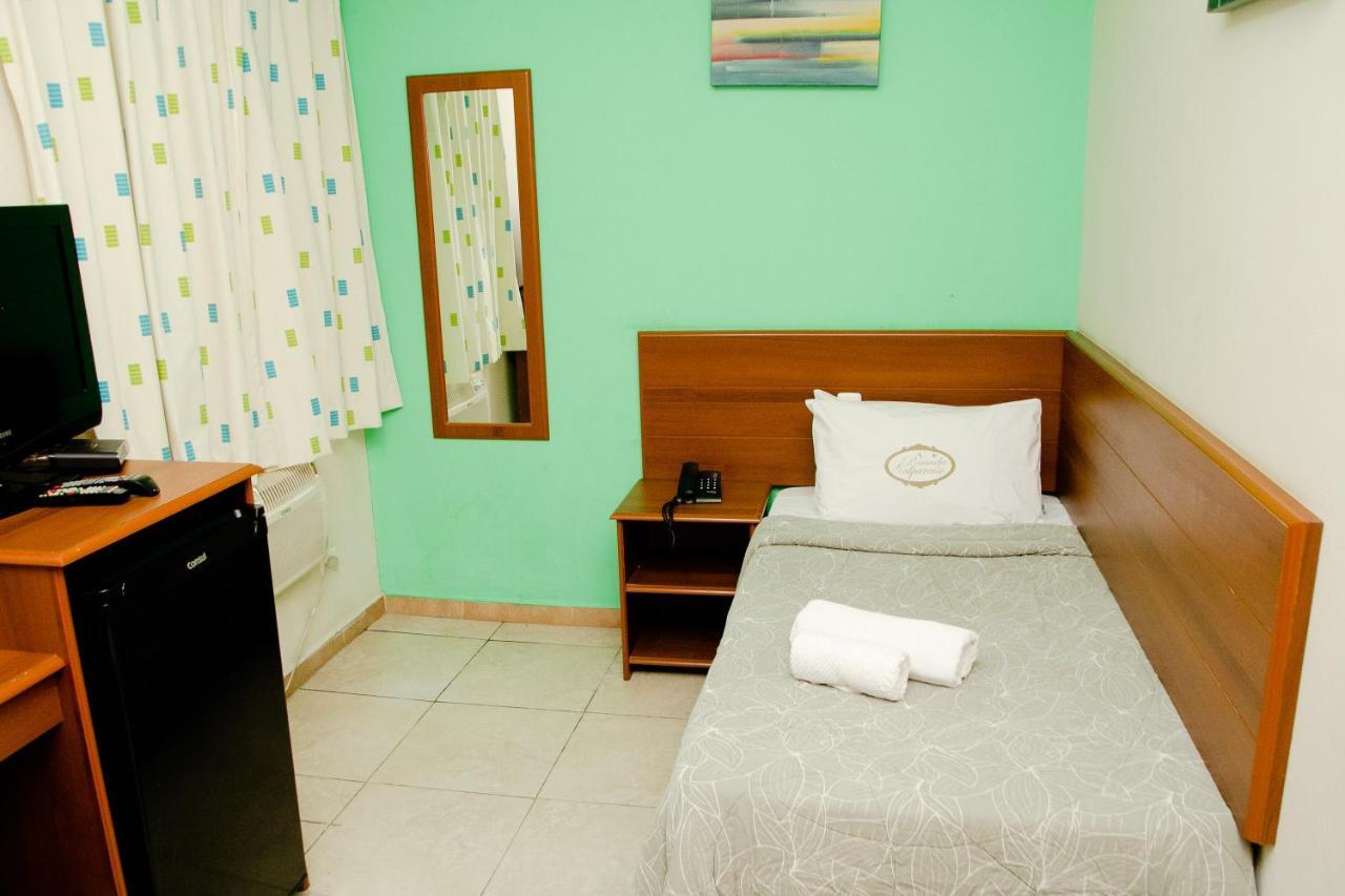 Hotel Valparaiso - Metro Paraiso E 800M Da Av Paulista Hotel 2*