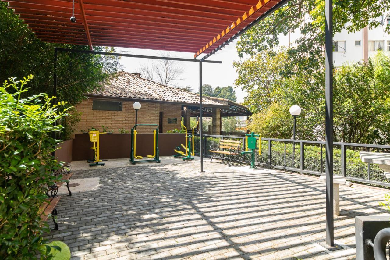 Em Santana Com Piscina E Academia