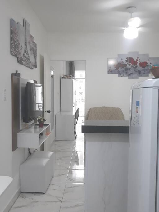 Ap Mobiliado Em Edificio Redondo Centro Sao Paulo