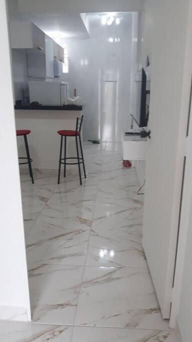 Ap Mobiliado Em Edificio Redondo Centro Apartment *