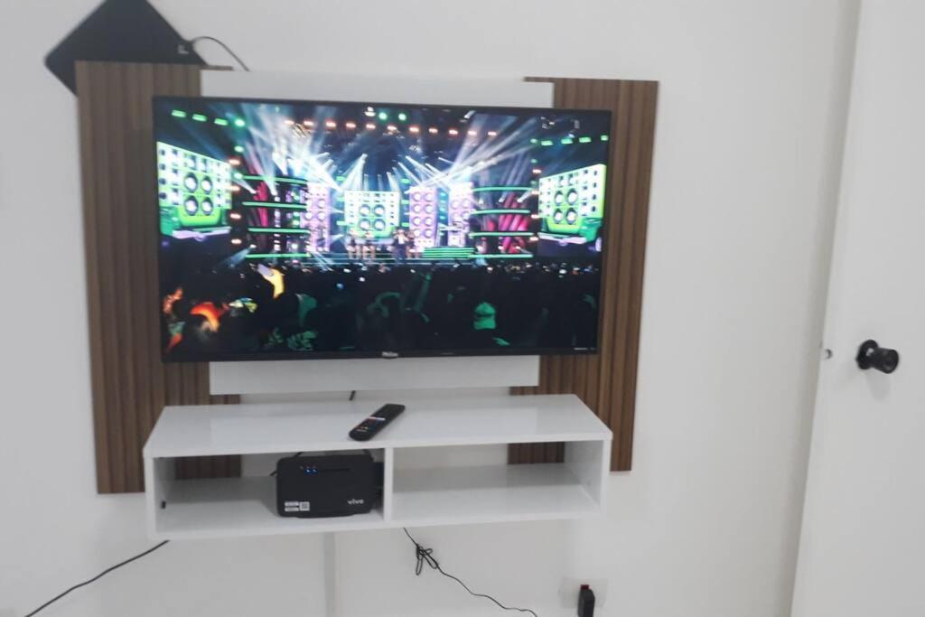 Ap Mobiliado Em Edificio Redondo Centro Apartment *