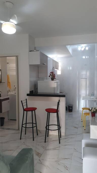 Ap Mobiliado Em Edificio Redondo Centro Apartment *