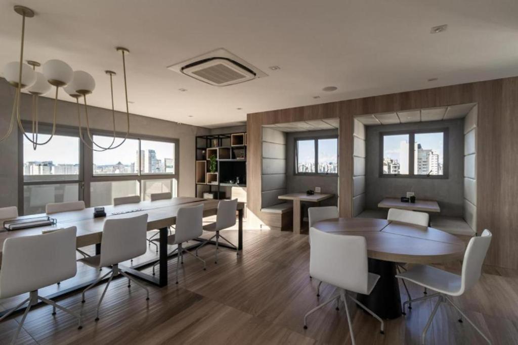 Apto Novo Completo Moema Sao Paulo