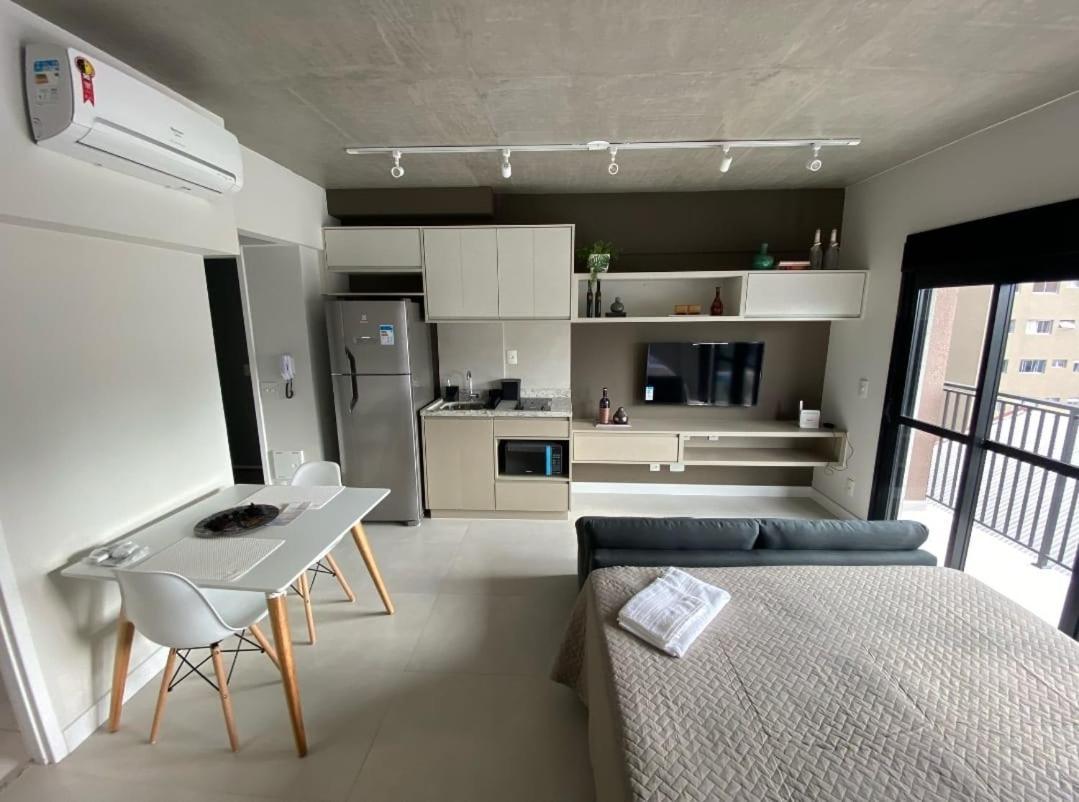 67 New In Great Location! Fast Wi-fi, Balcony Apartment Sao Paulo