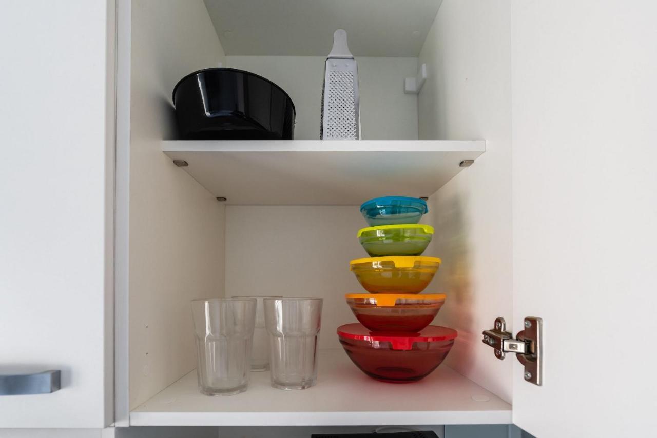Apartemen Vo5 Charmoso Com Vaga, Ao Lado Do Metro.