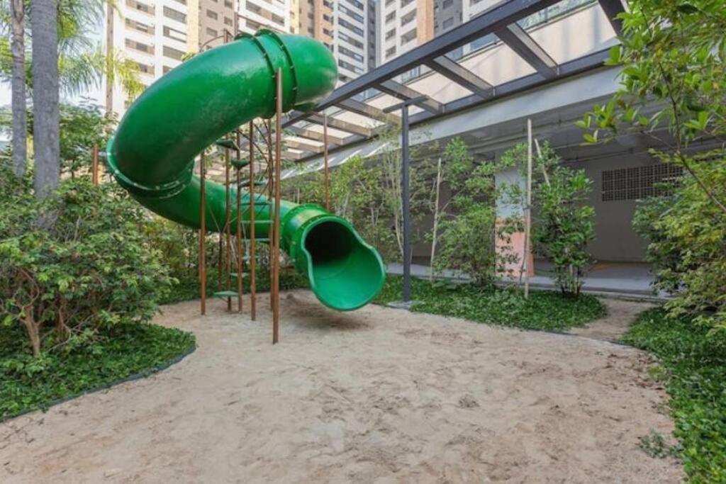501 Dentro De Um Verdadeiro Apartamento *