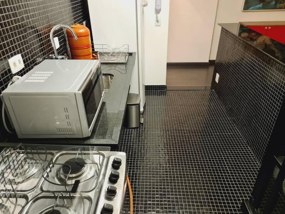Apartamento Pratico Com Otima Localizacao.