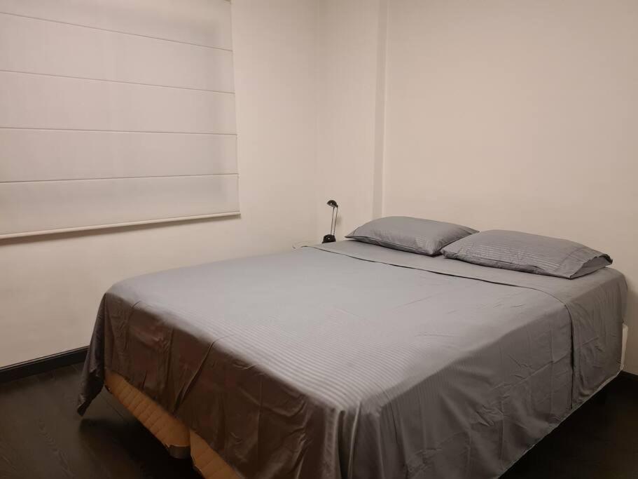 Apartamento Apartamento Pratico Com Otima Localizacao.