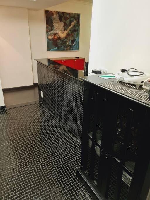 Apartamento Apartamento Pratico Com Otima Localizacao. *