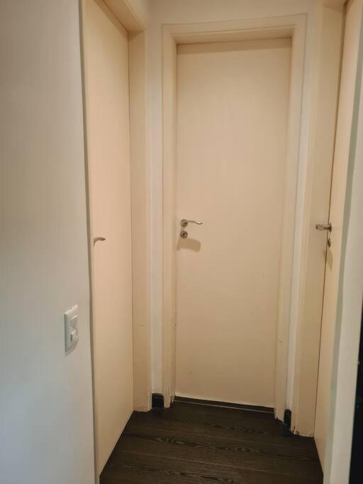 Apartamento Pratico Com Otima Localizacao. Apartamento