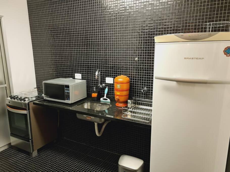 Apartamento Apartamento Pratico Com Otima Localizacao. *