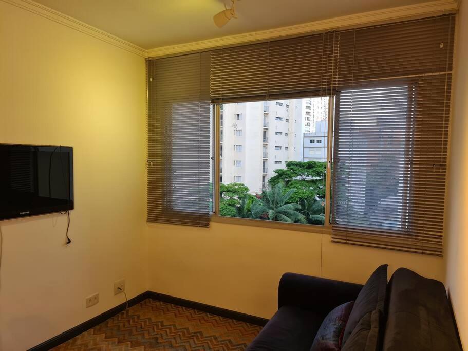 Apartamento Pratico Com Otima Localizacao. Apartamento São Paulo