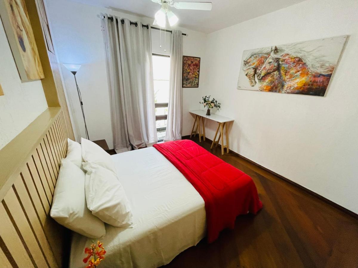 A Casa Que Hospeda * São Paulo