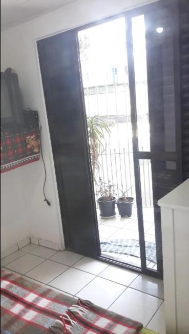 Holiday home Kitnet 2 Quartos, Independente, Perto Do Metro Com Tv, Frigobar, Fogao E Microondas