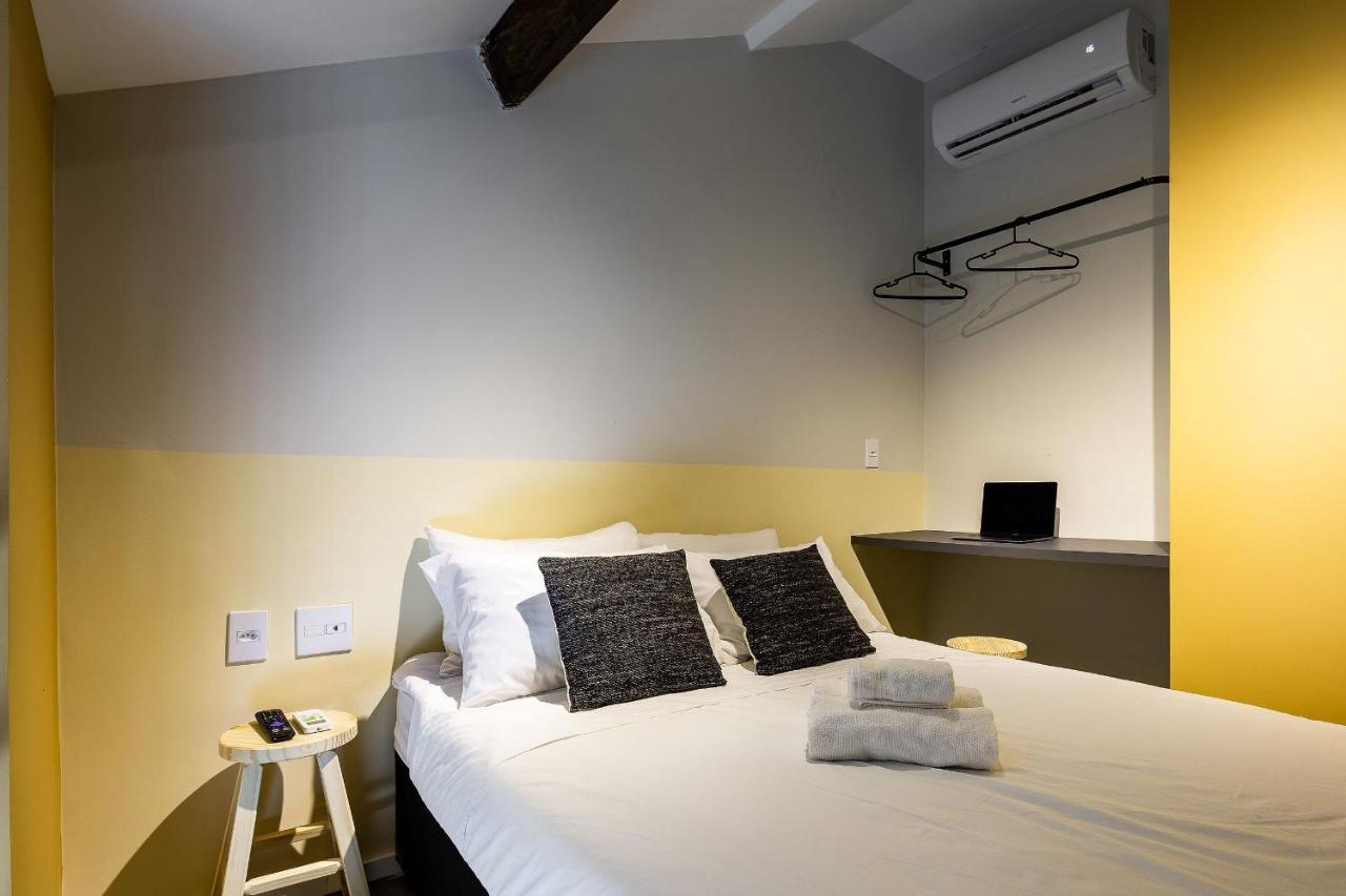 Zest Pedroso Apartment