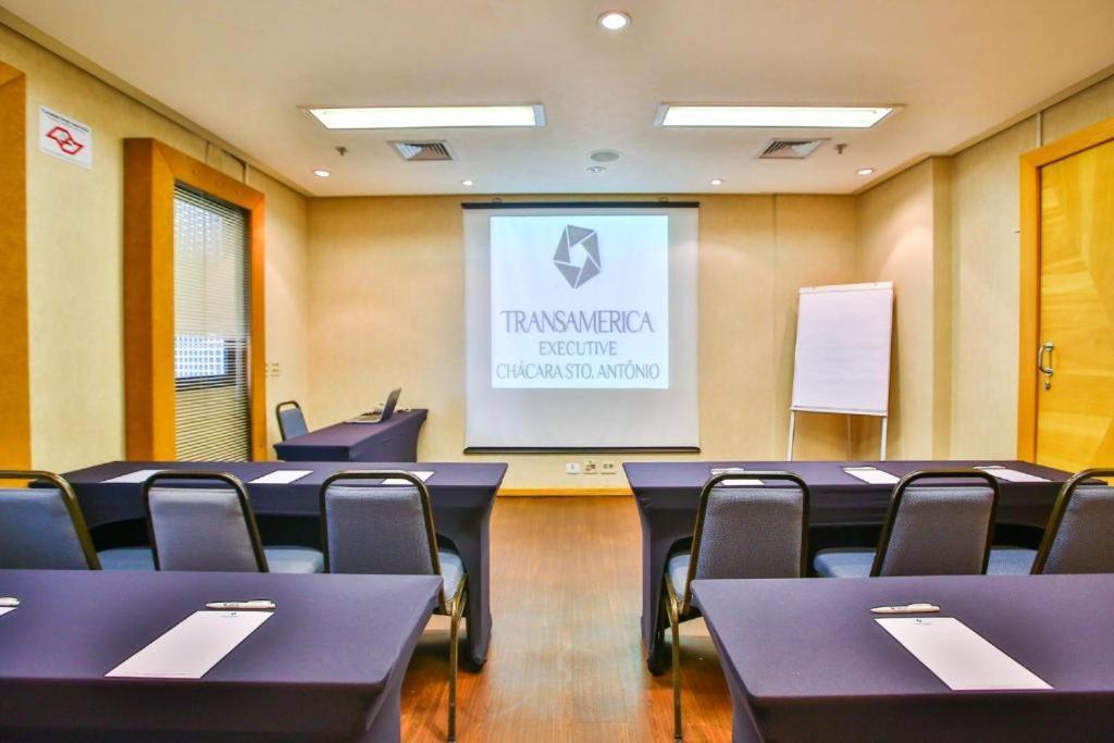 Apartamento Transamerica Executive Uh-1308