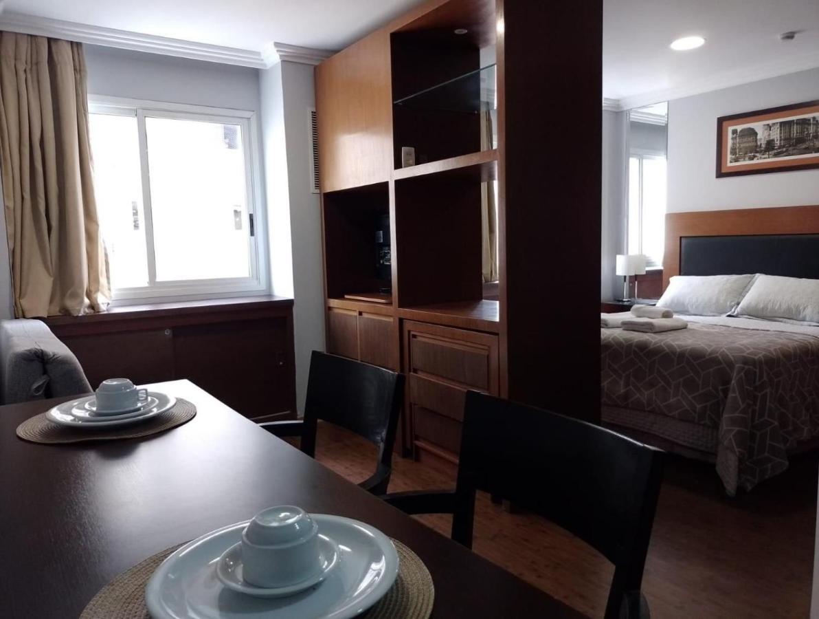 Flat No Jardins - Poucos Metros Da Av Paulista Khách sạn São Paulo