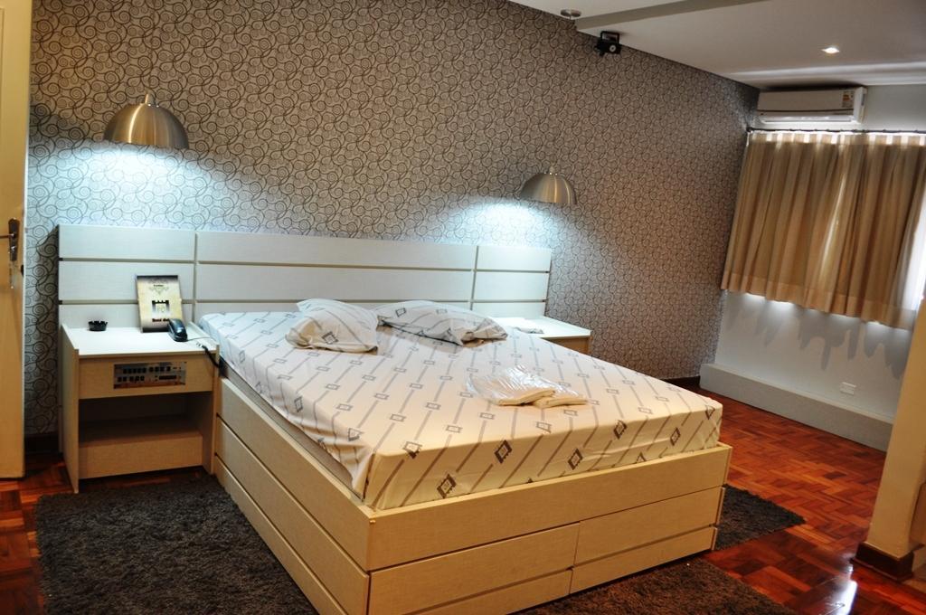 Love hotel Gales (adults Only)