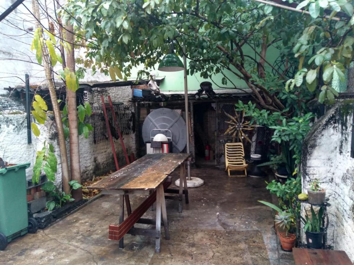 Quarto Em Casa Atelie Com Sol No Quintal * São Paulo