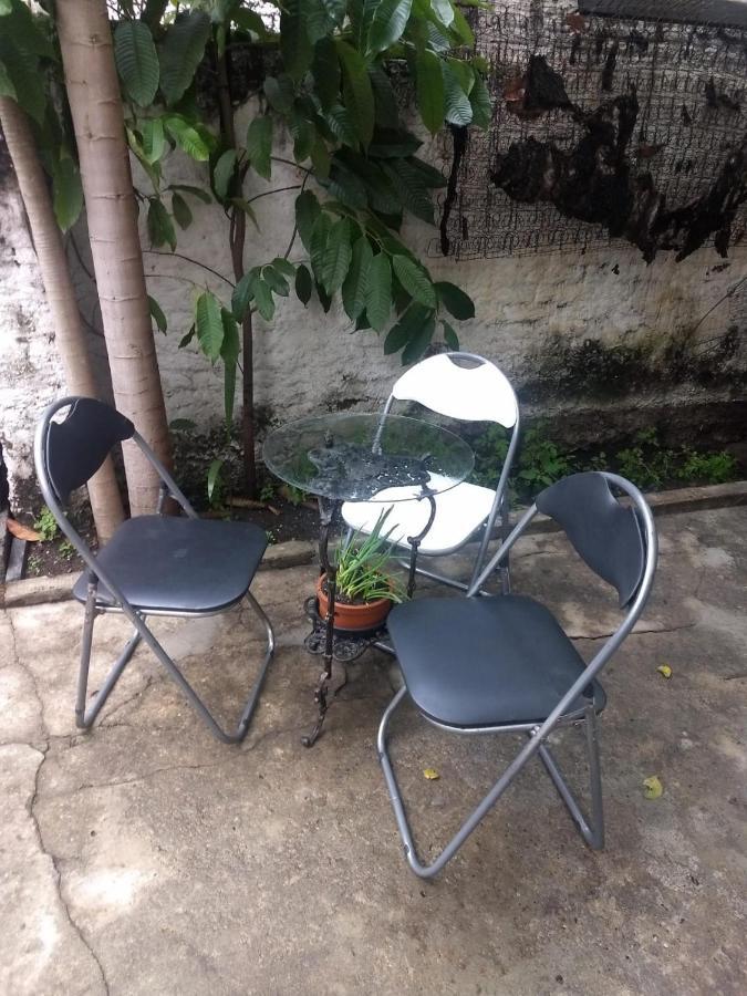 Quarto Em Casa Atelie Com Sol No Quintal Ở trọ São Paulo
