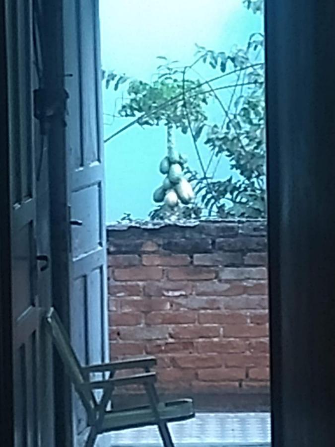 Quarto Em Casa Atelie Com Sol No Quintal Ở trọ *