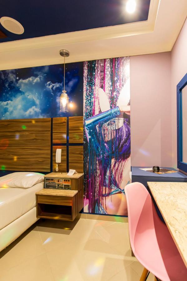 Soft - Usp Love hotel