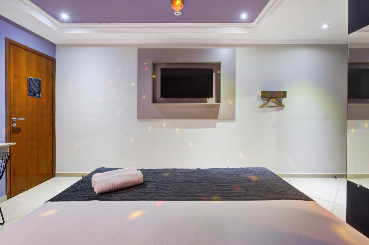 Soft - Usp Love hotel *
