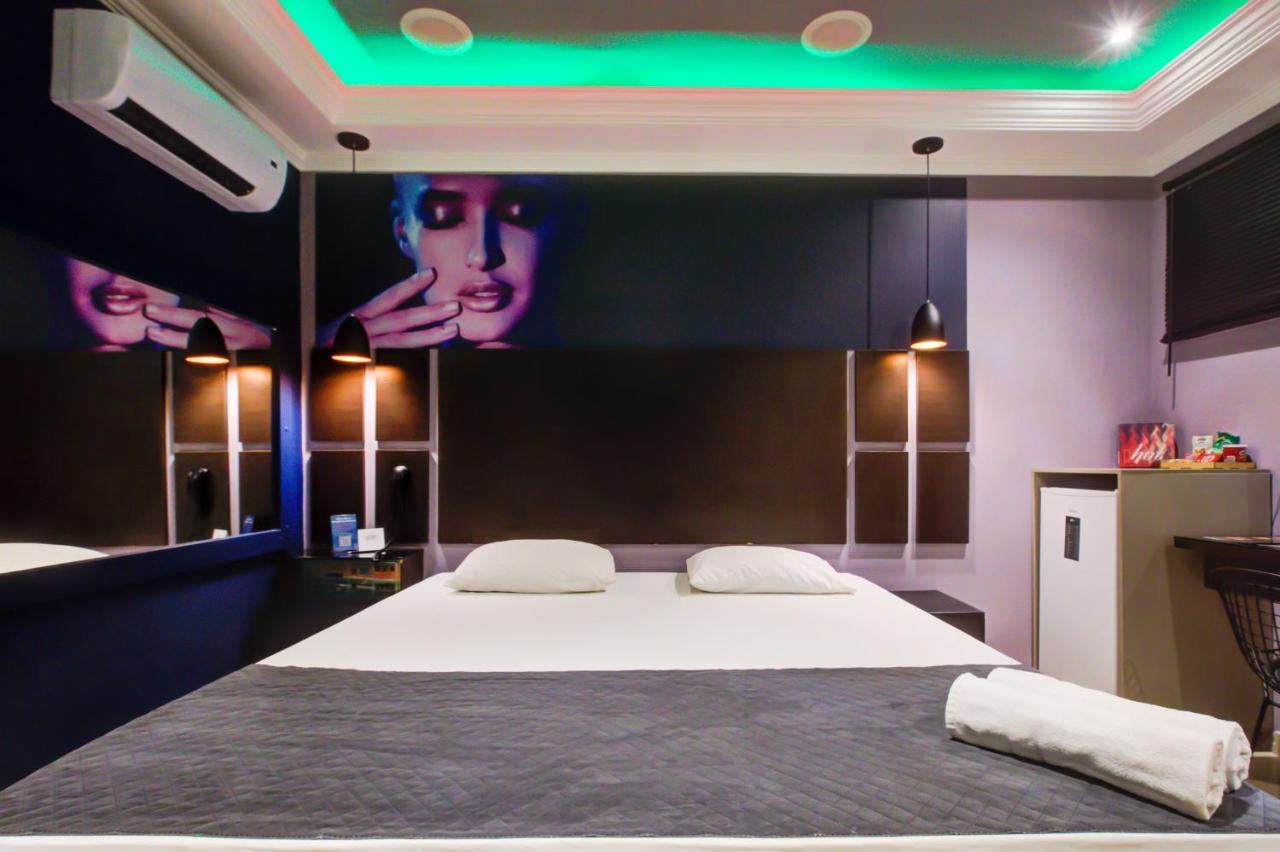 Love hotel Soft - Usp
