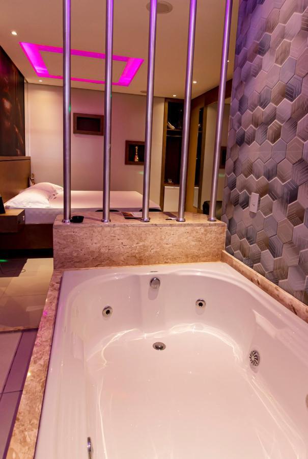 Love hotel Uno Prime - Aricanduva *