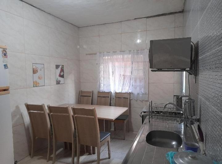 Sobrado Com 3 Quartos *