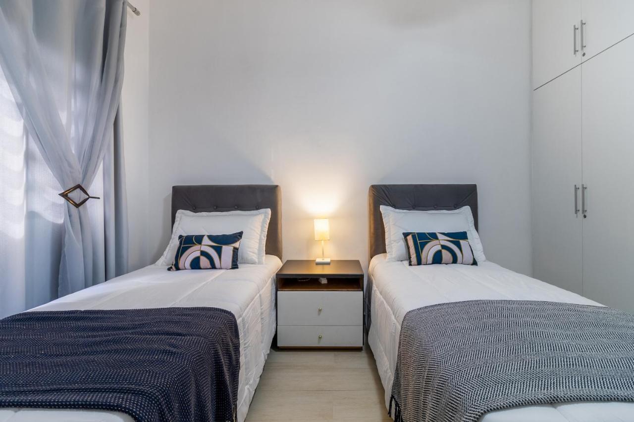 Akile Leoncio Hcor Apartemen Sao Paulo