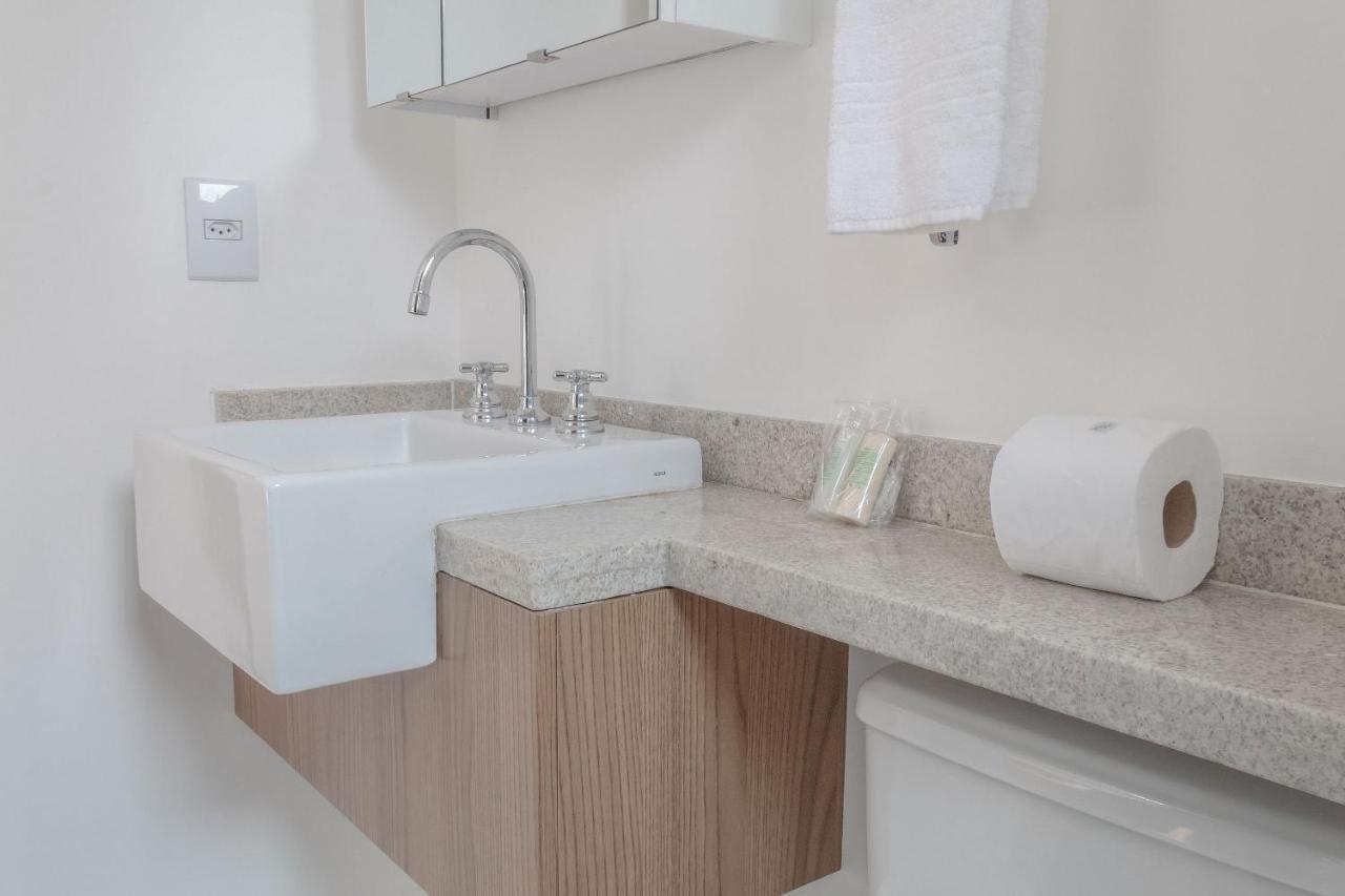 Apartemen Anycomfort Fradique Coutinho