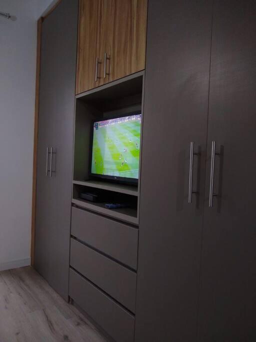 Apto A 200m Metro Belem Apartment *