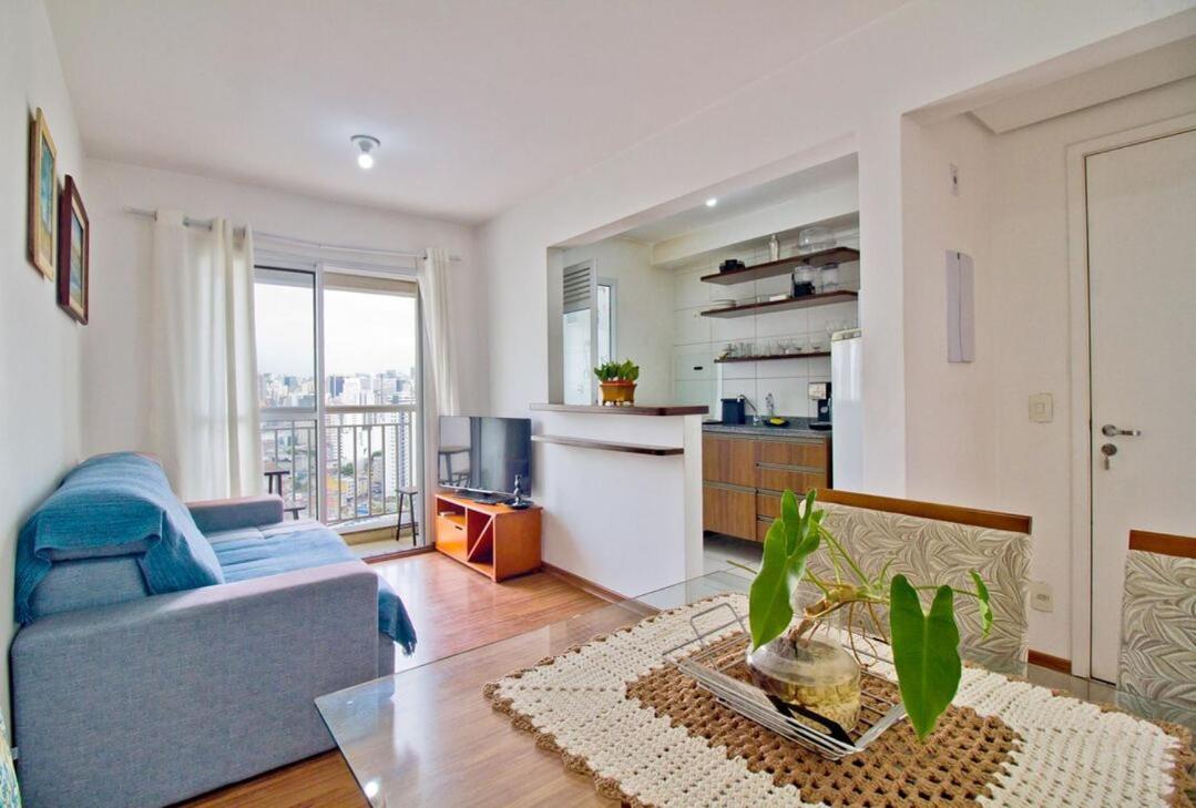 Apto Com Wi-fi Na Regiao Central, Na Liberdade - Sp Apartamento *