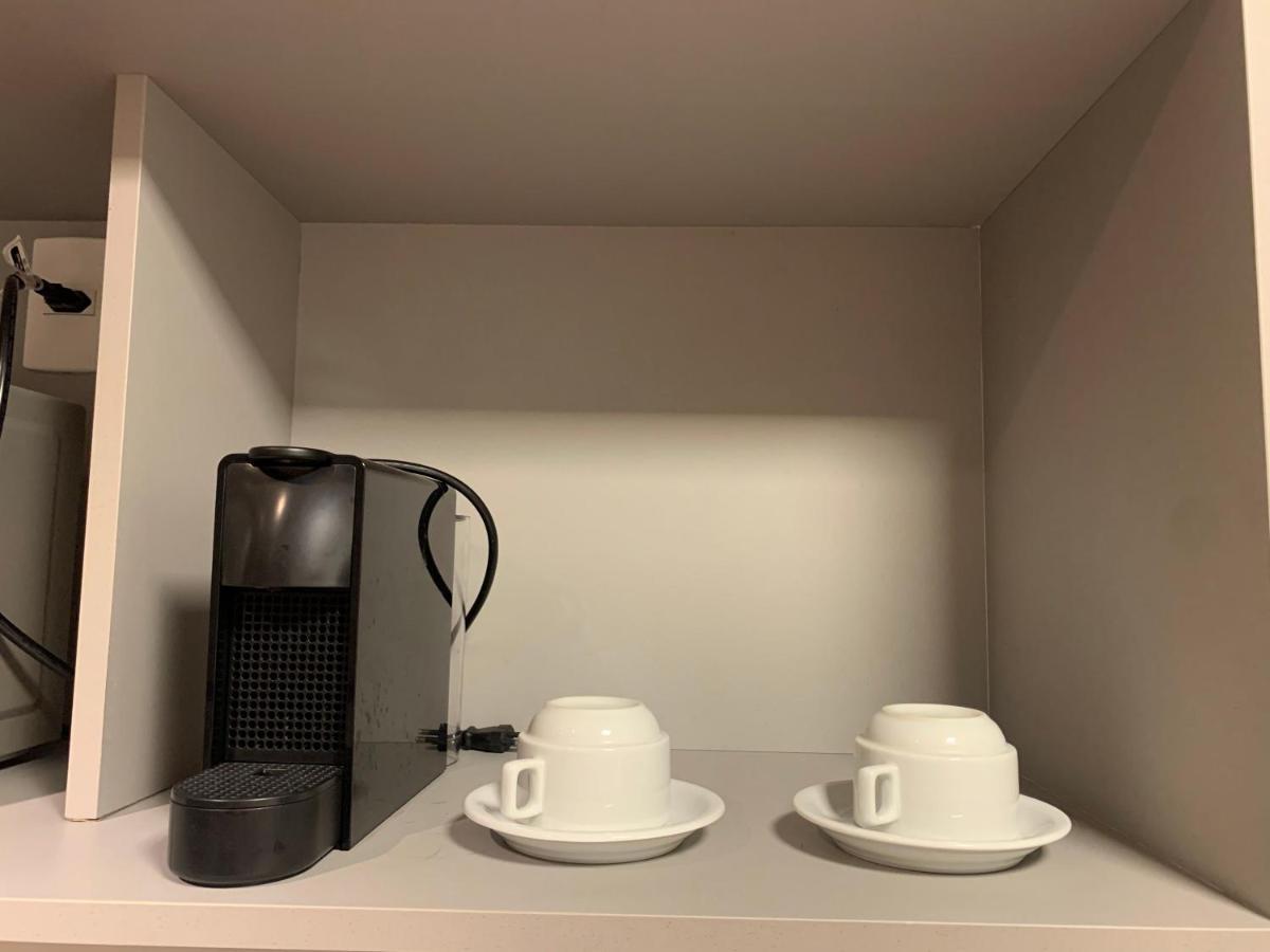 Apartment Shades Of Gray 4 *