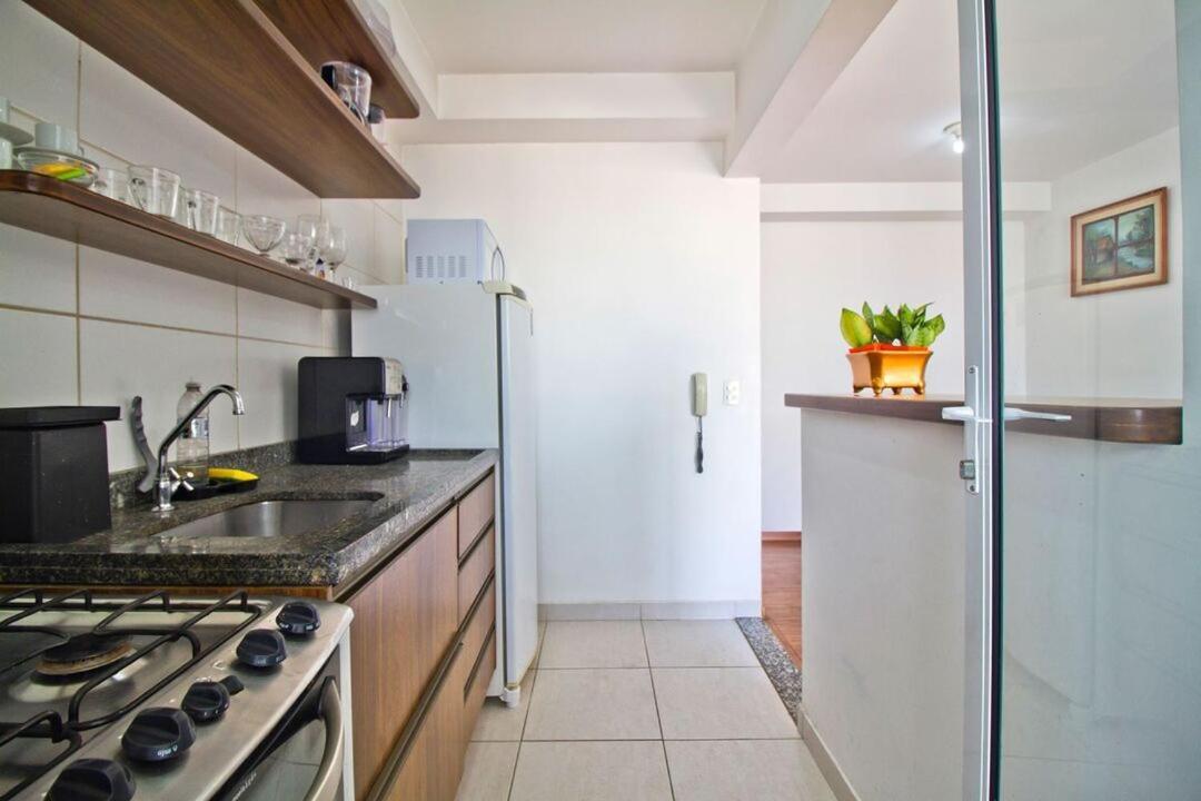 Apto Com Wi-fi Na Regiao Central, Na Liberdade - Sp Apartamento São Paulo