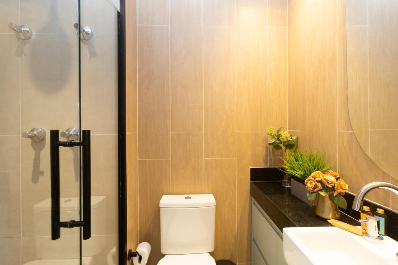 Moderno | Proximo Ao Metro E Ao Shopping | Piscina Daire *